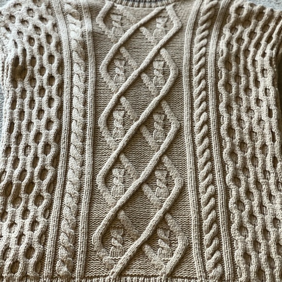 CASHMERE VEST - Picture 3 of 5